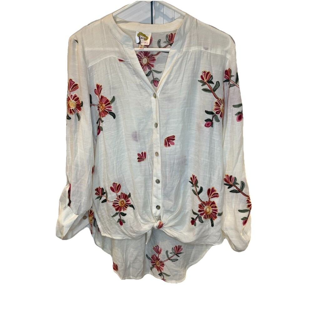 Fig & Flower Womens Small Embroidered Floral Boho Blouse Ivory Roll Tab Sleeve